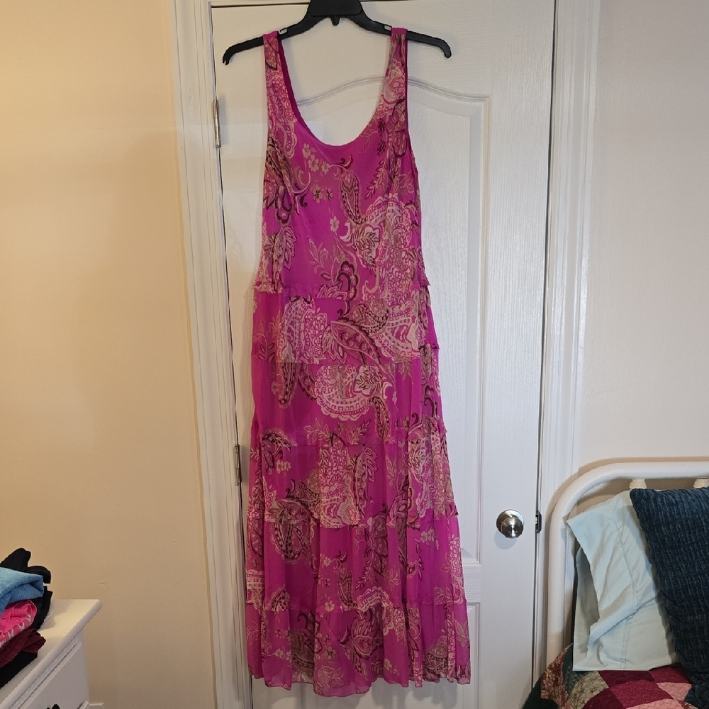 Jones New York Vibrant Pink Paisley Maxi Dress